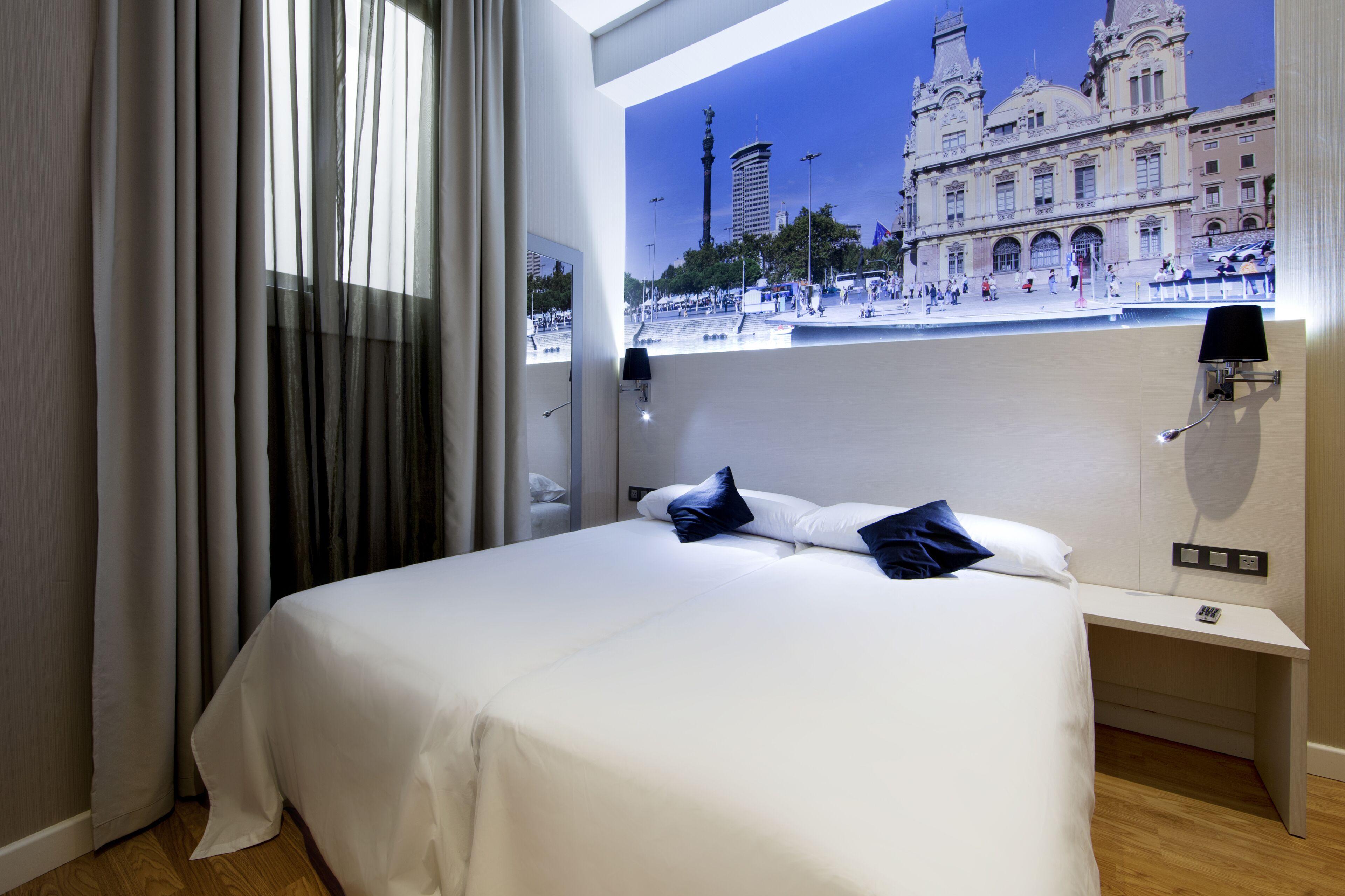 Hostal Bcn Ramblas — Фото 3